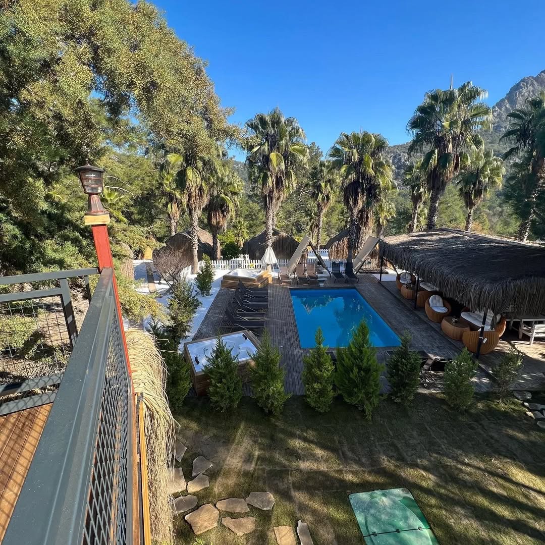 The Hill Glamping Hotel - Havuz ve Doğal Ortam